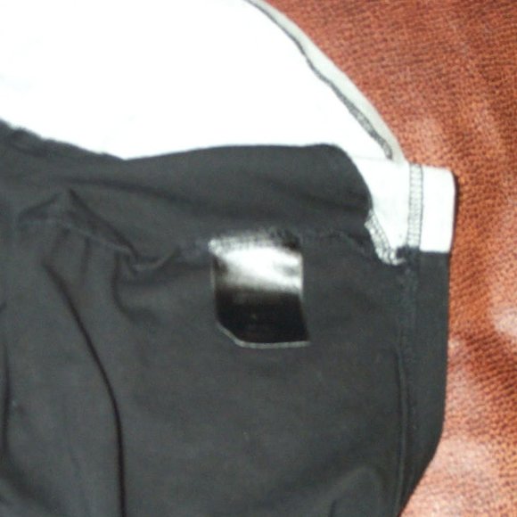 VIE+RICHE PARIS Color-Block Silver Sequin T-shirt - Picture 7 of 8